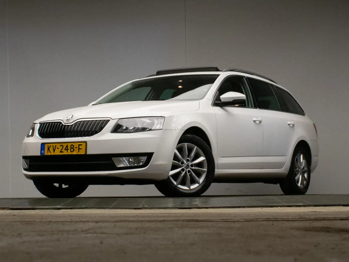 Skoda Octavia Combi 1.0 TSI Greentech Ambition Business Sport (P Blanc - 2
