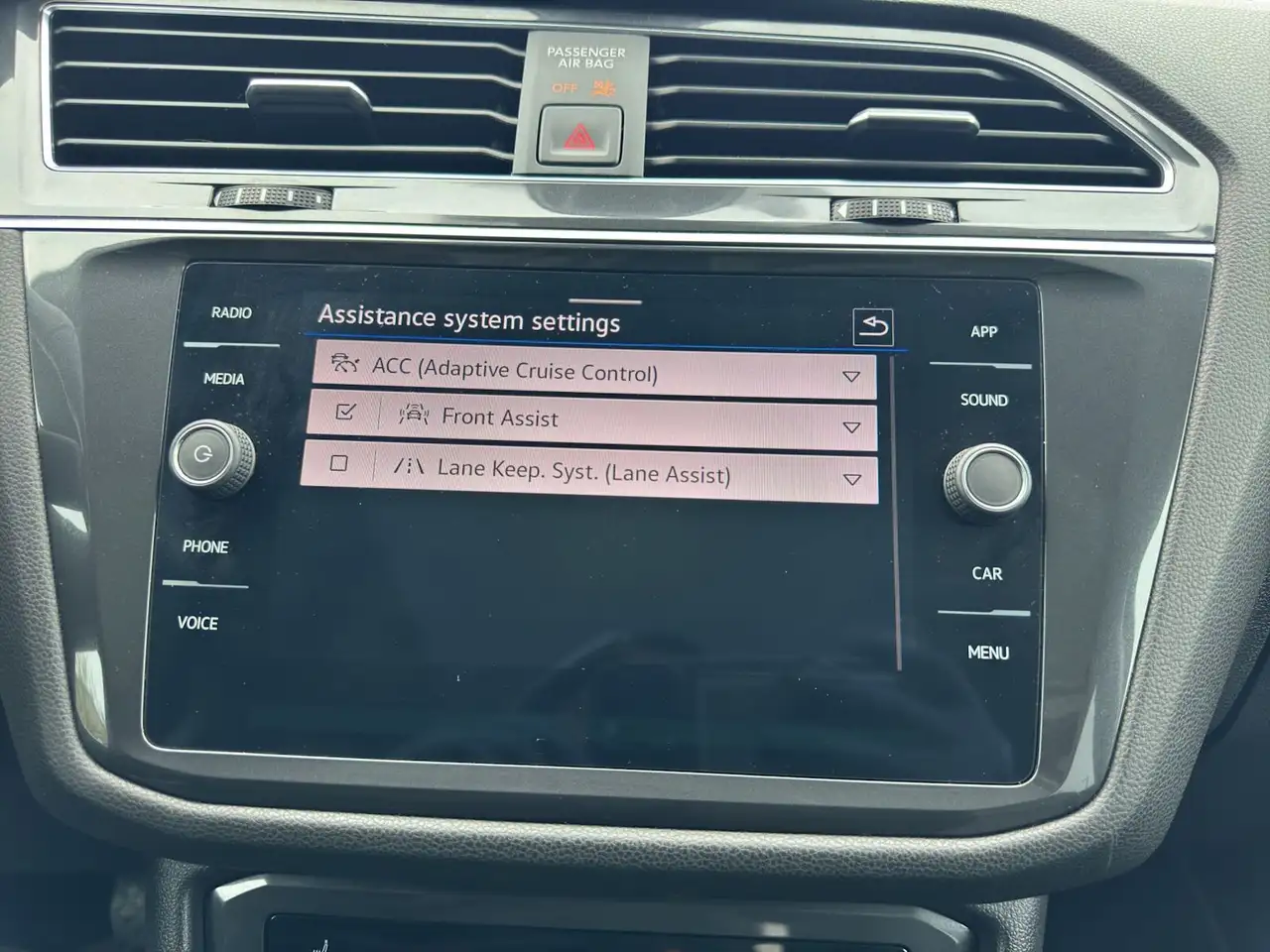 Volkswagen Tiguan снимка Volkswagen Tiguan