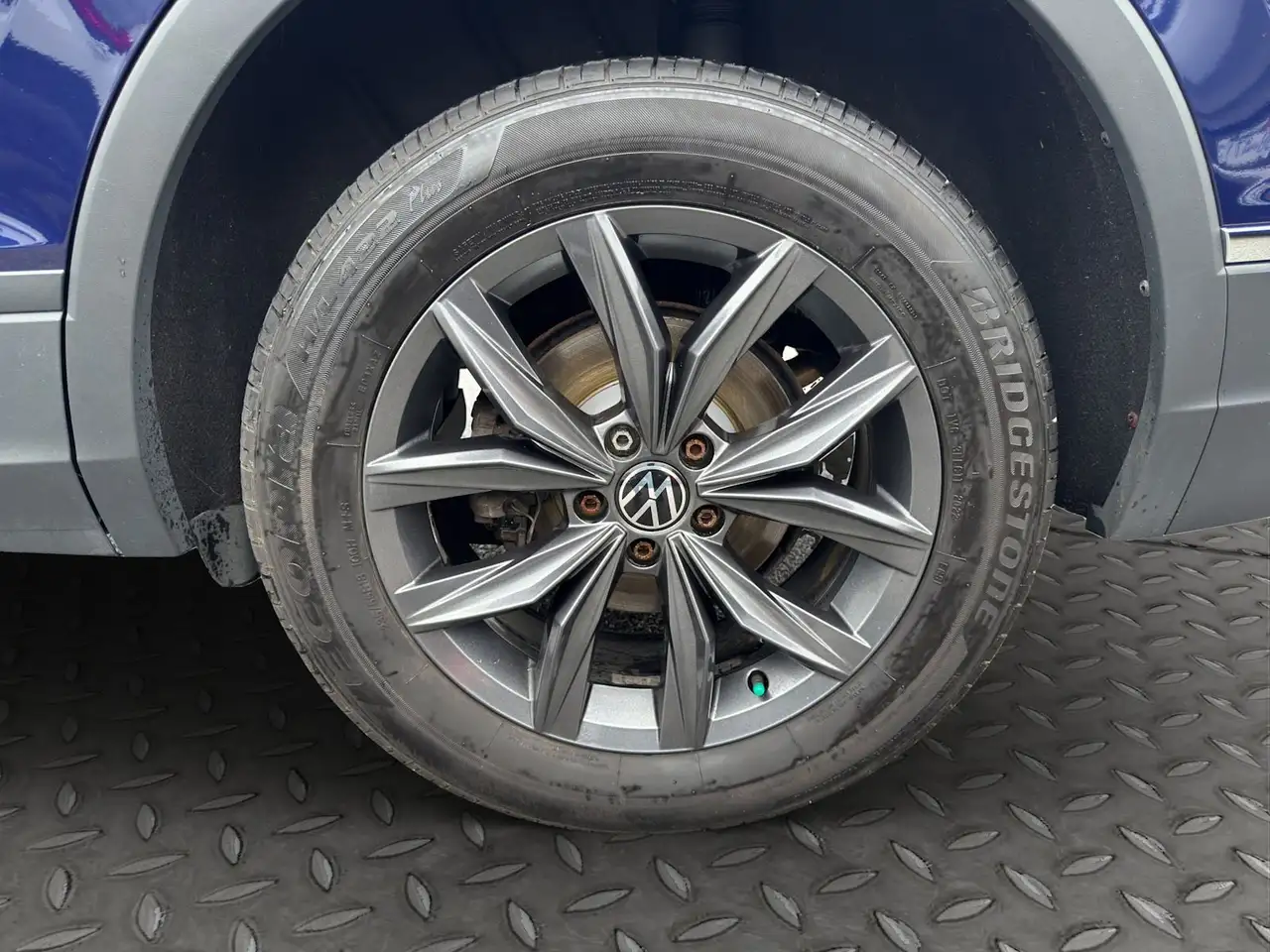 Volkswagen Tiguan снимка Volkswagen Tiguan