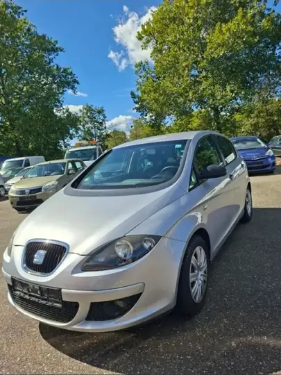 SEAT León 1.6 Reference 2007