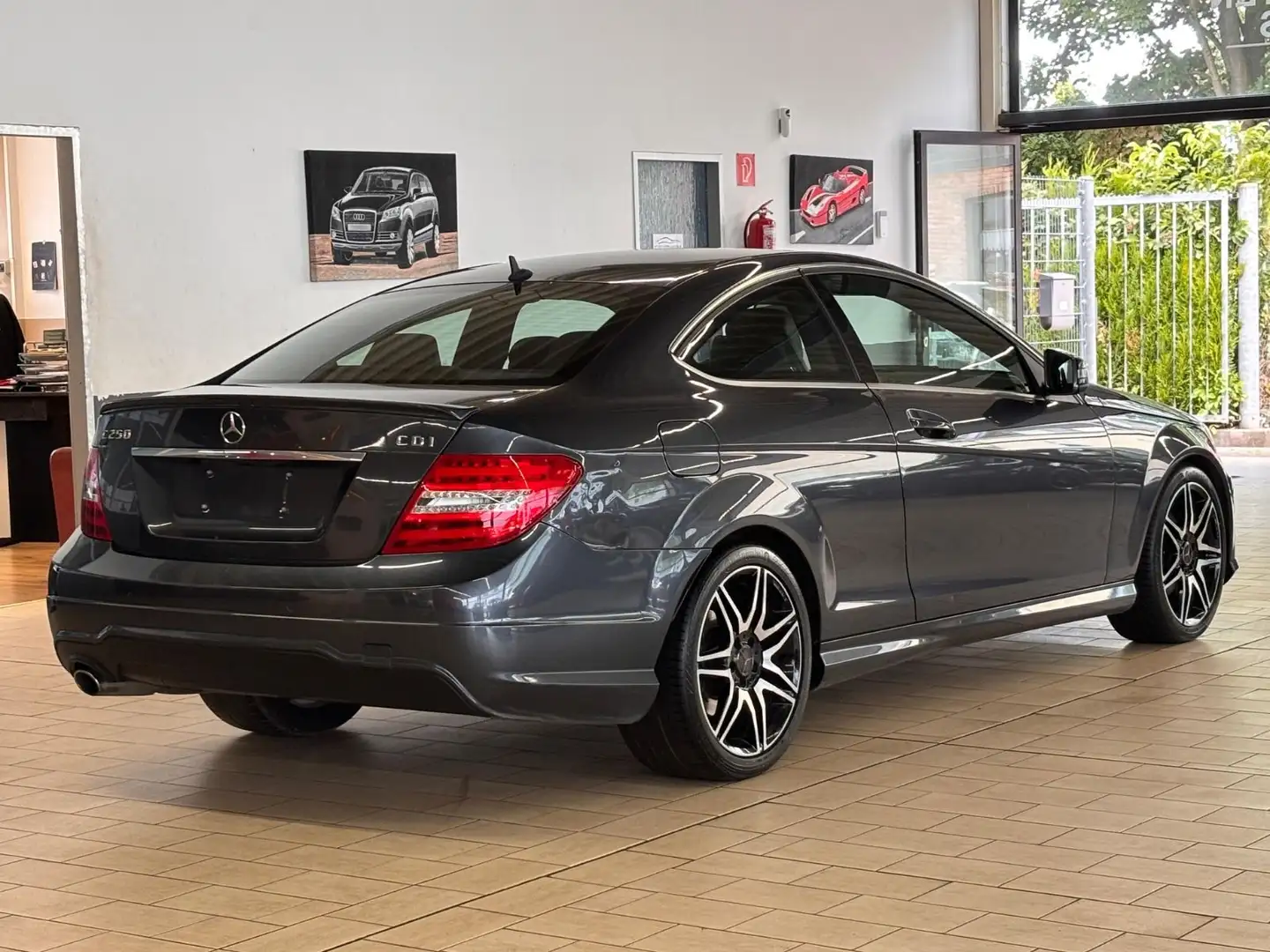 Mercedes-Benz C 250 C250 CDi COUPE 7G AMG *XENON*COMAND*LEDER*18 Grau - 2