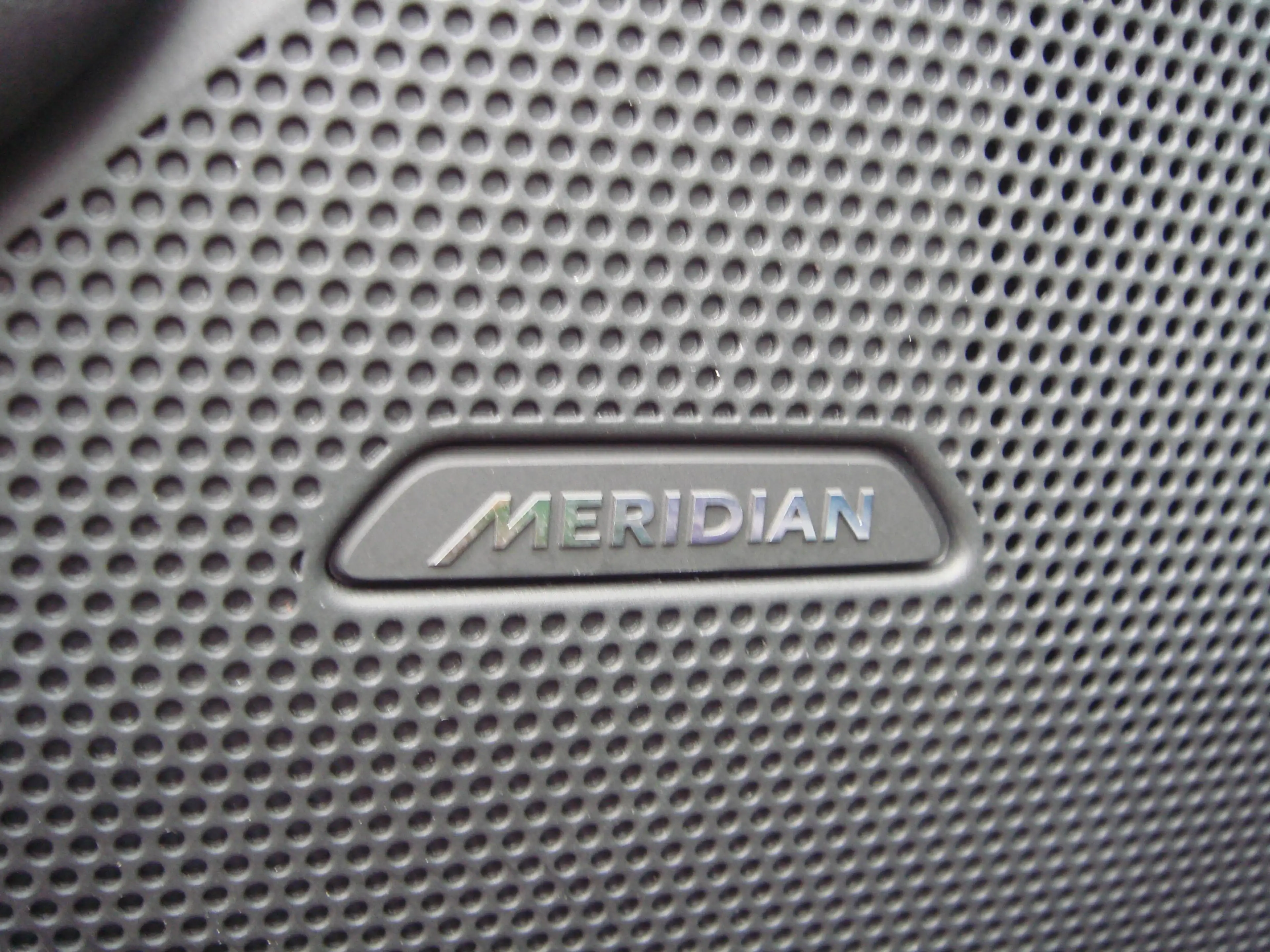 Land Rover Range Rover Velar P250 SE R-DYNAMIC * PANODAK * LEDER * MERIDIA * CAMERA * — photo 15