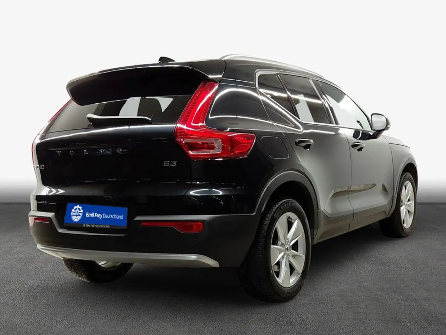Volvo XC40 XC40 B3 B DKG Core Schwarz - 2
