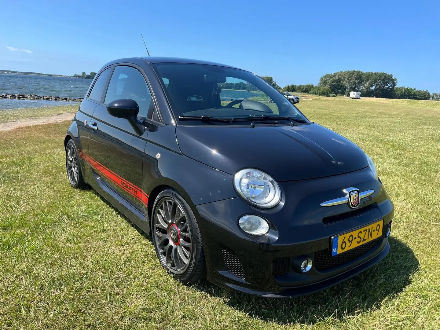 Abarth 500 500 Abarth 1.4-16V Zwart - 1