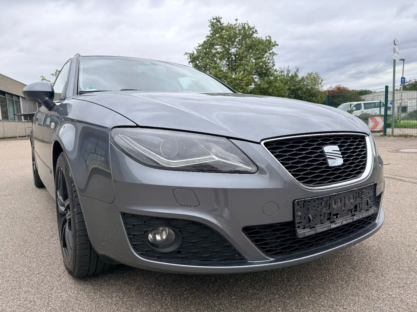 SEAT Exeo ST Style Grau - 1