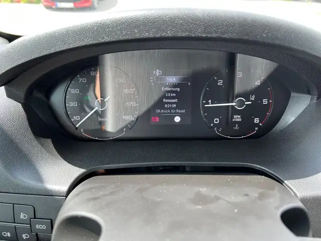 Peugeot Boxer view 12