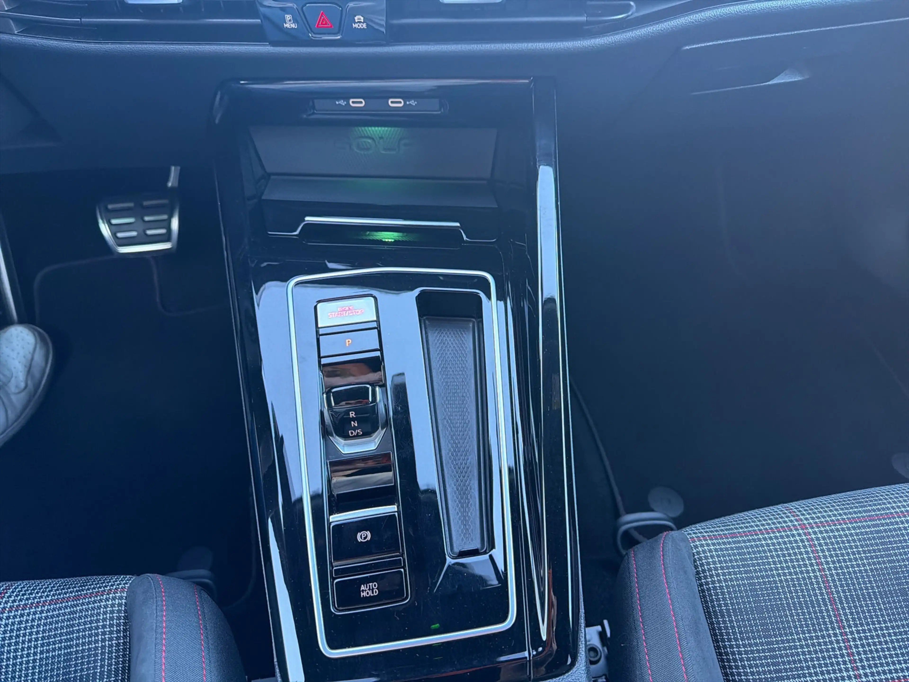 Volkswagen Golf GTI GTI, DSG, LED, Navi, Ambiente, RFK — photo 13