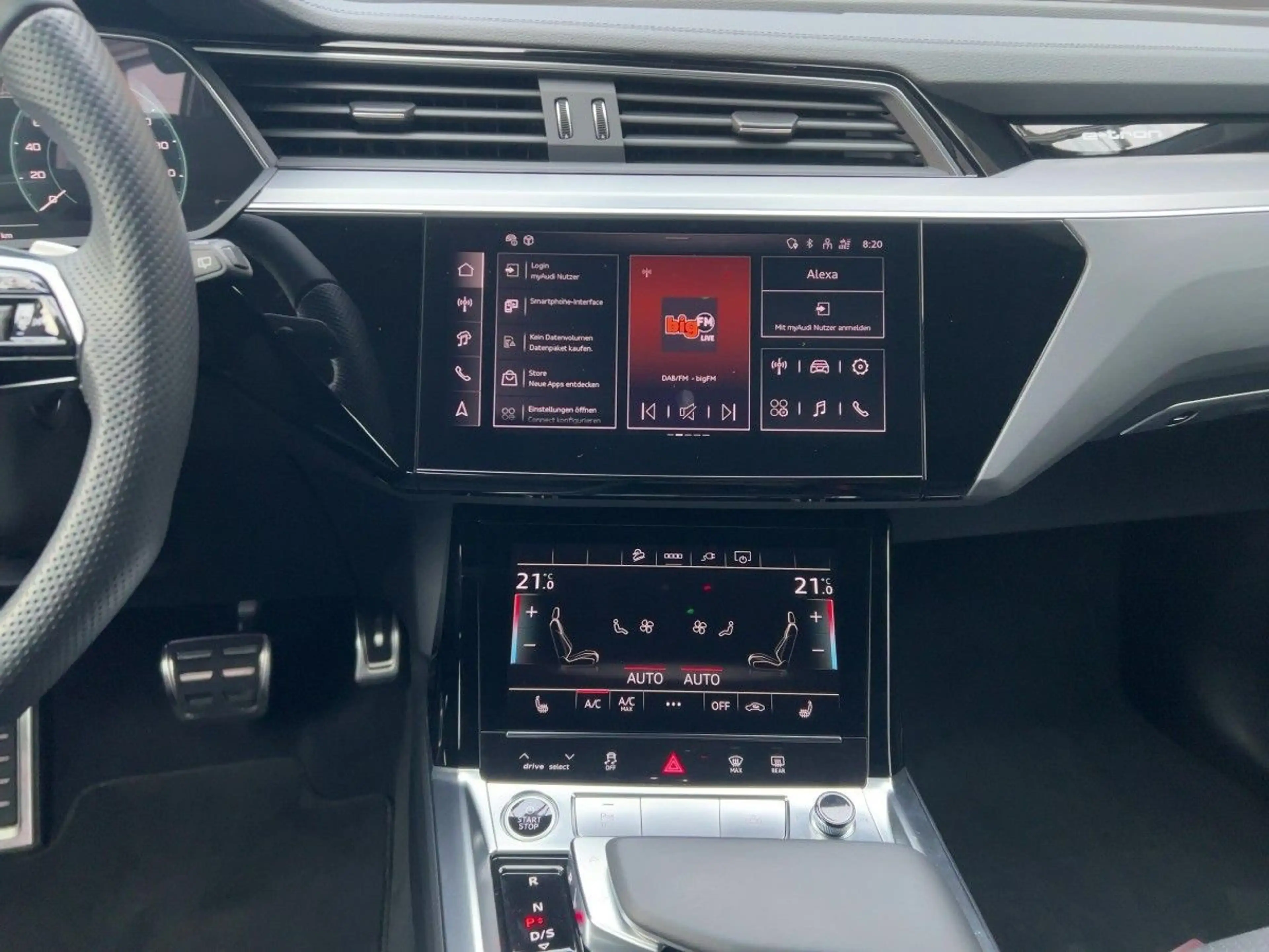 Audi Q8 e-tron Q8 55 e-tron advanced quattro S line Panorama B& — photo 12