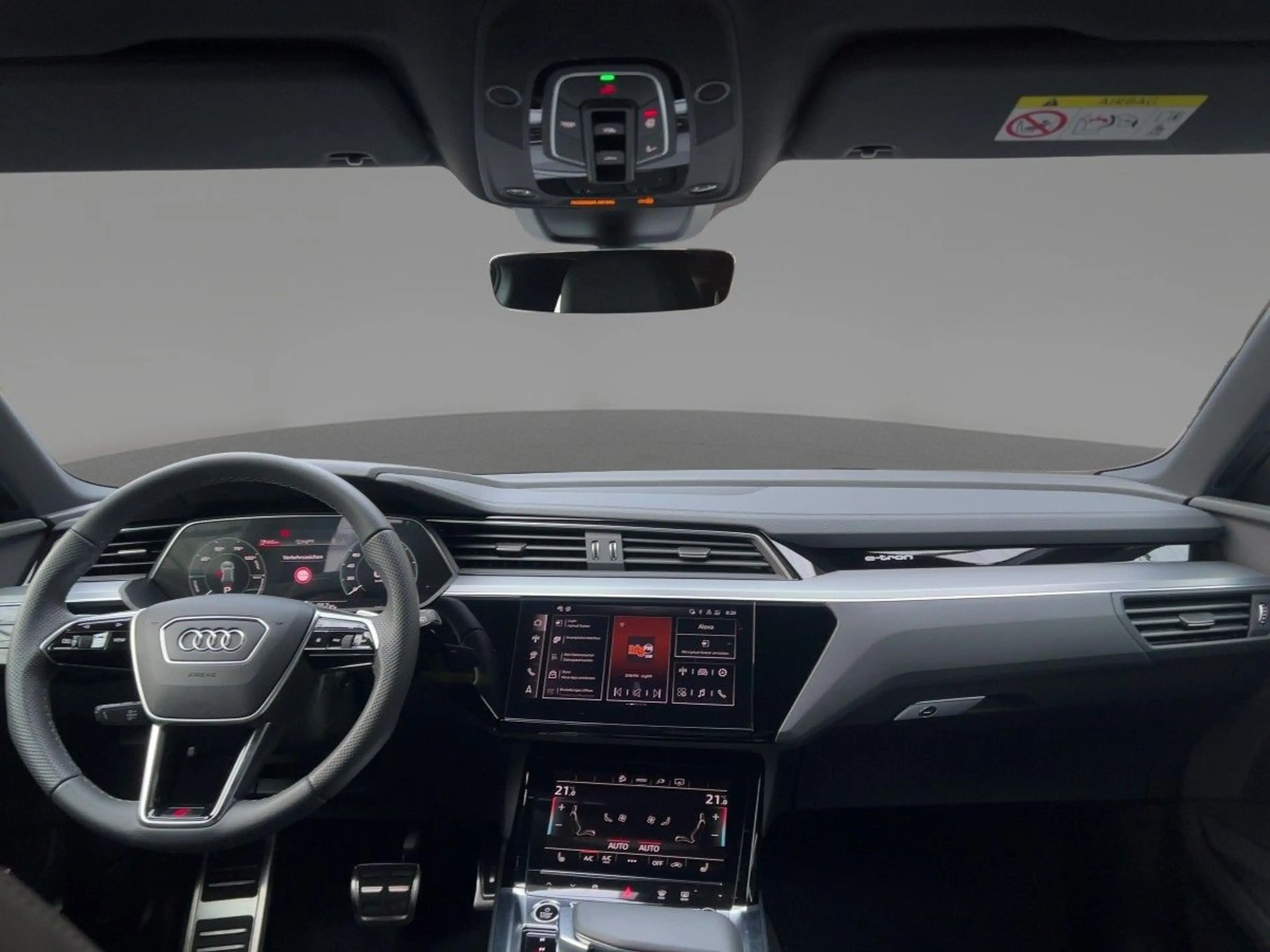 Audi Q8 e-tron Q8 55 e-tron advanced quattro S line Panorama B& — photo 7
