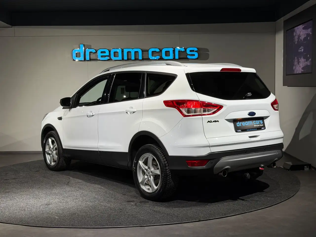 Ford Kuga 2,0l TDCI / TITANIUM / Allrad / Notbremsassistent Bild 12