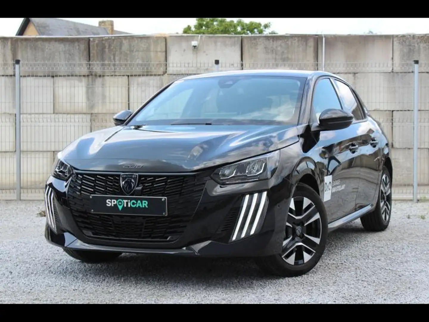 Peugeot 208 ALLURE-DEMO-CARPLAY-C Zwart - 1