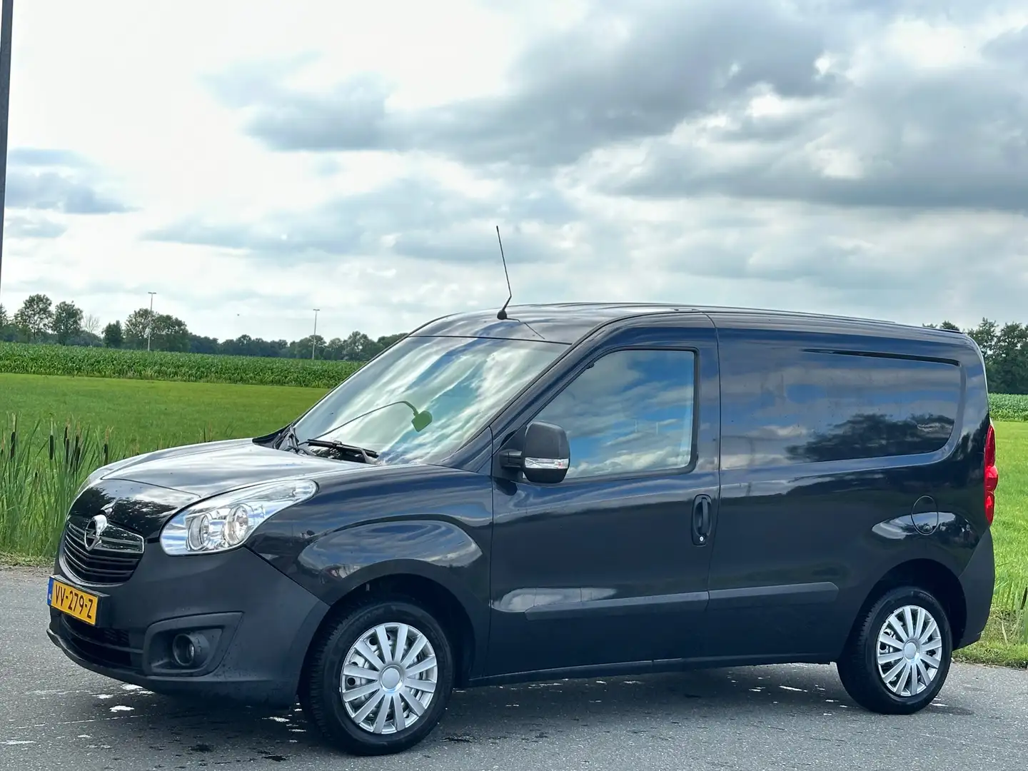 Opel Combo 1.3 CDTi L1H1 ecoFLEX Edition | Nap | Airco Zwart - 2