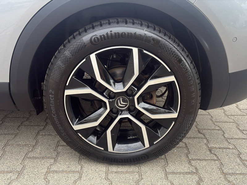 Citroen C4 ë- Shine — photo 17