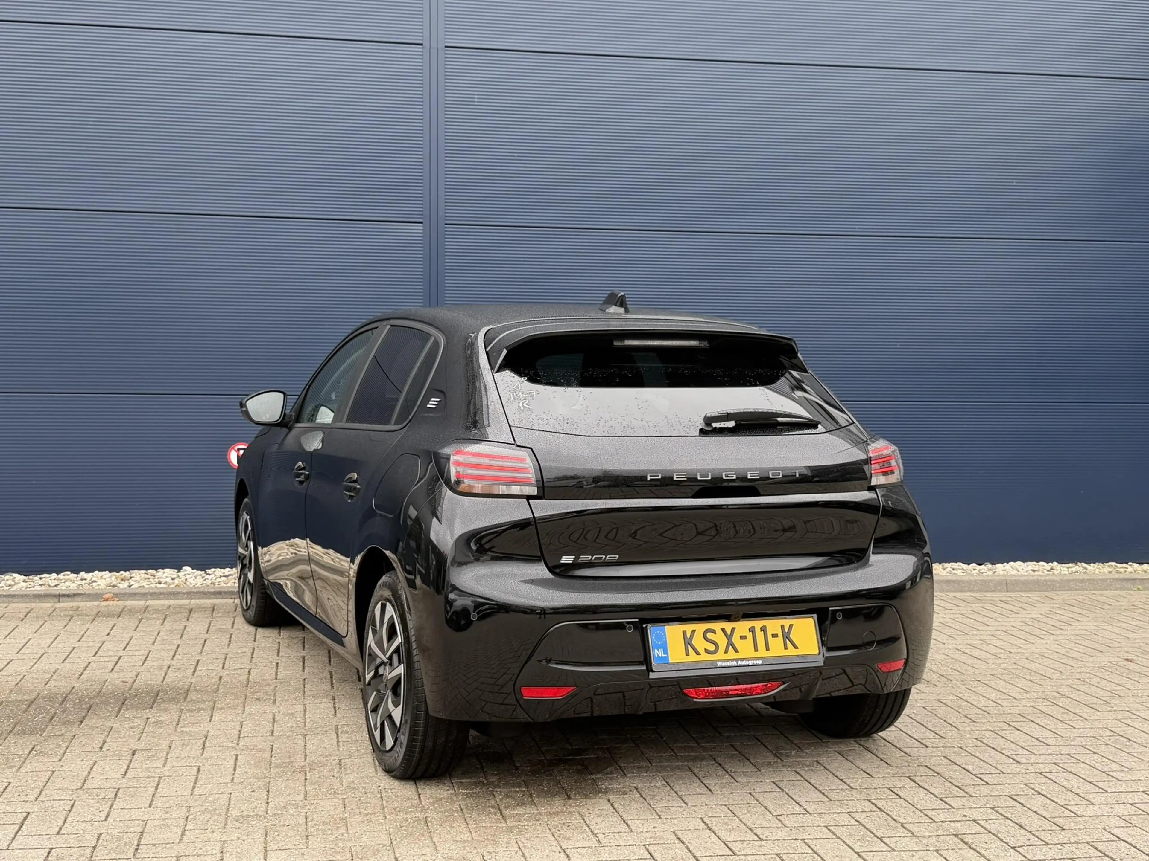 Peugeot e-208 EV Allure 51 kWh | achteruitrijcamera | Apple carp — photo 4