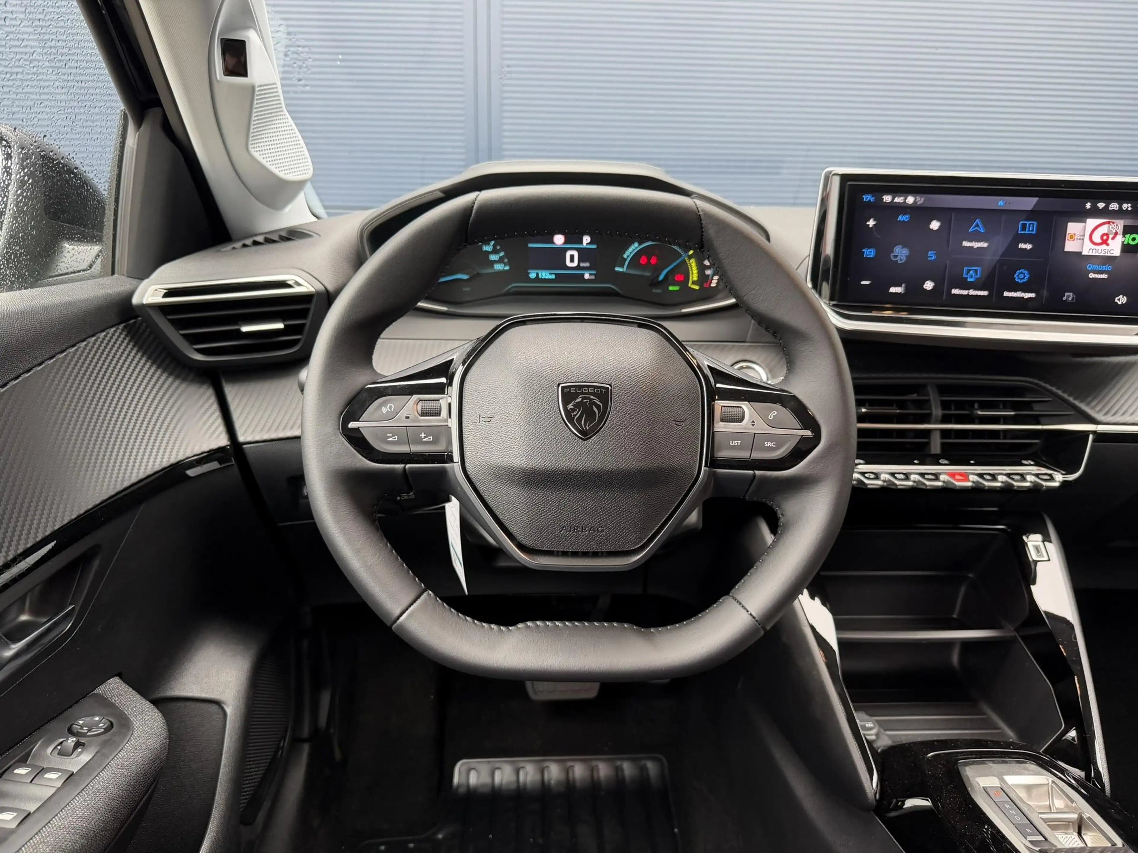 Peugeot e-208 EV Allure 51 kWh | achteruitrijcamera | Apple carp — photo 9