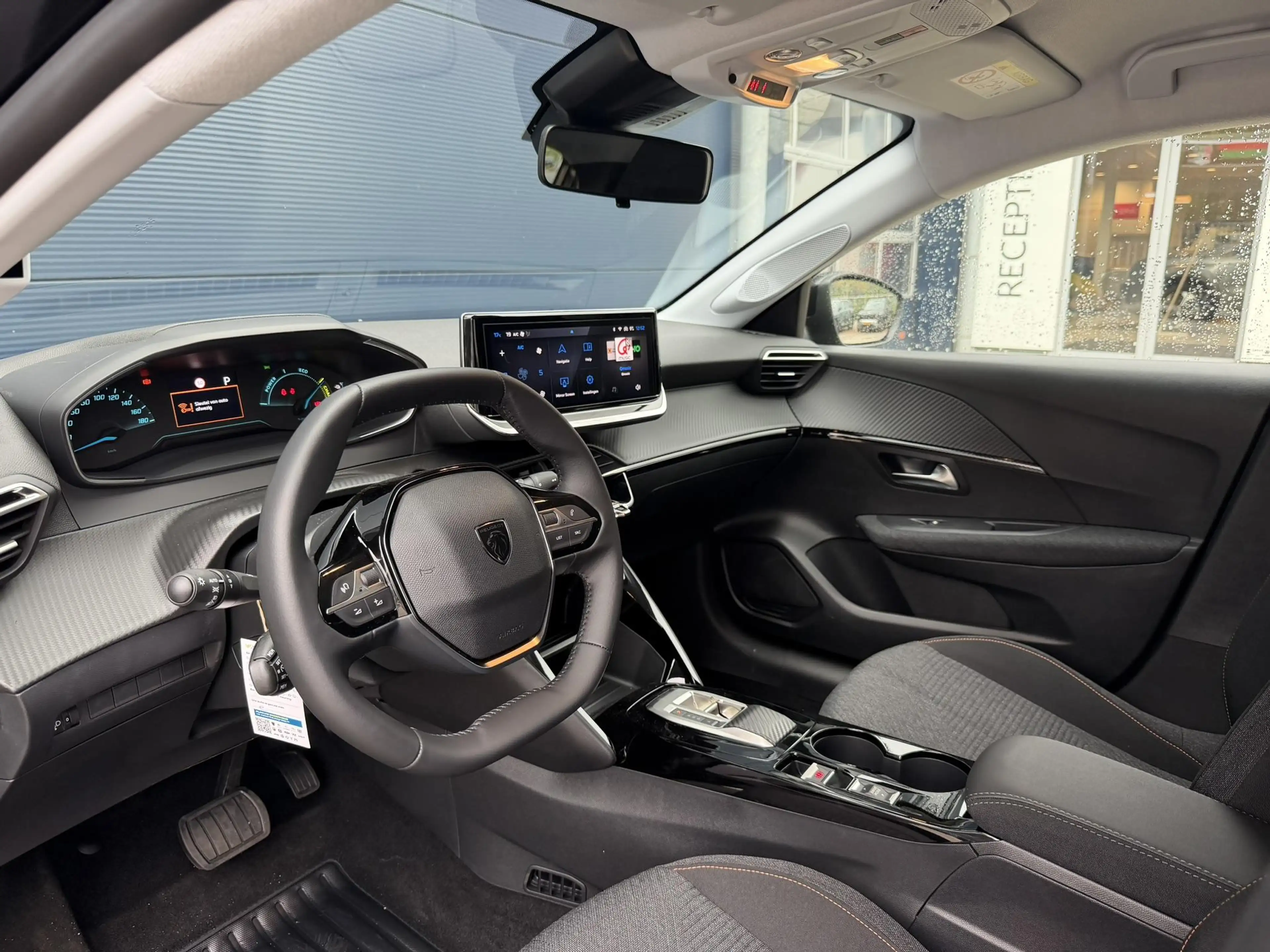 Peugeot e-208 EV Allure 51 kWh | achteruitrijcamera | Apple carp — photo 10