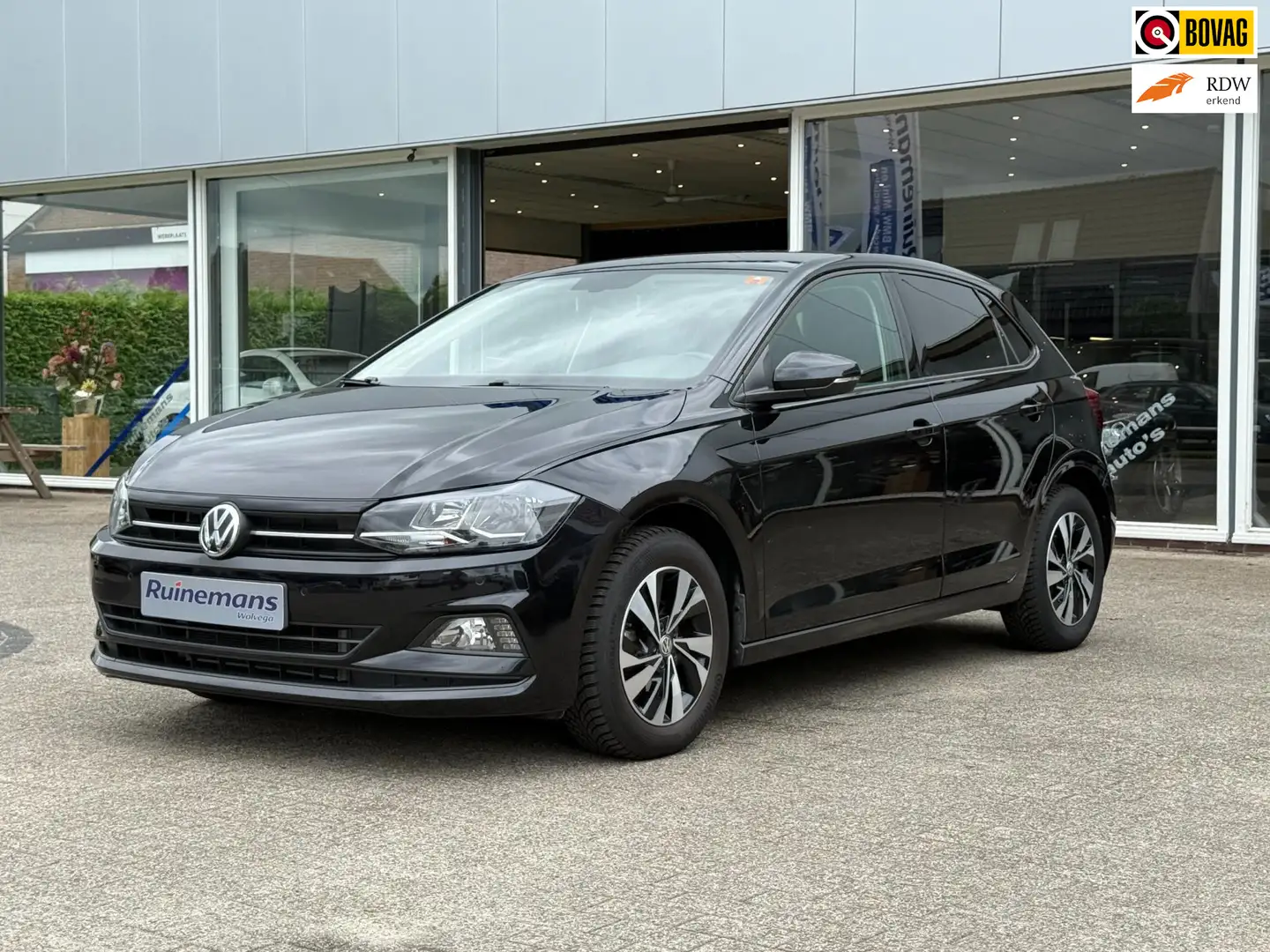 Volkswagen Polo 1.0 TSI AUTOMAAT/ CLIMA / CARPLAY / ACC Zwart - 1