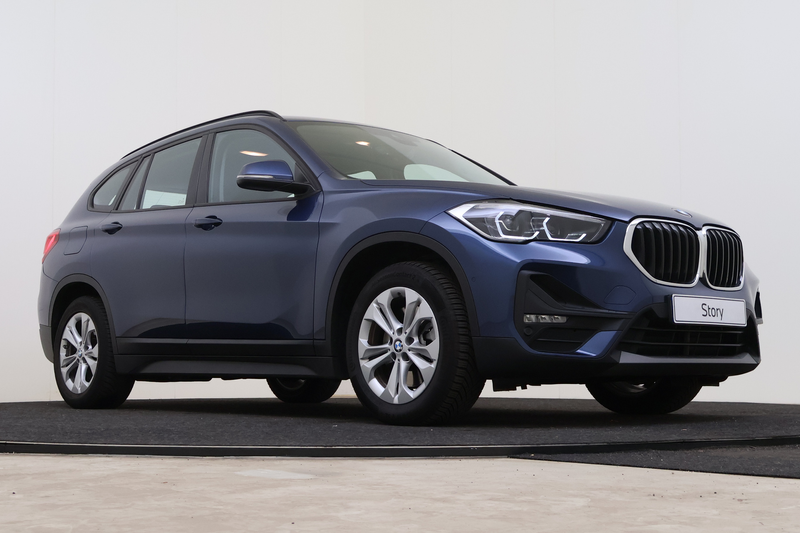 BMW X1 xDrive25e Automaat / Sportstoelen /  Head-Up / Sto — photo 10