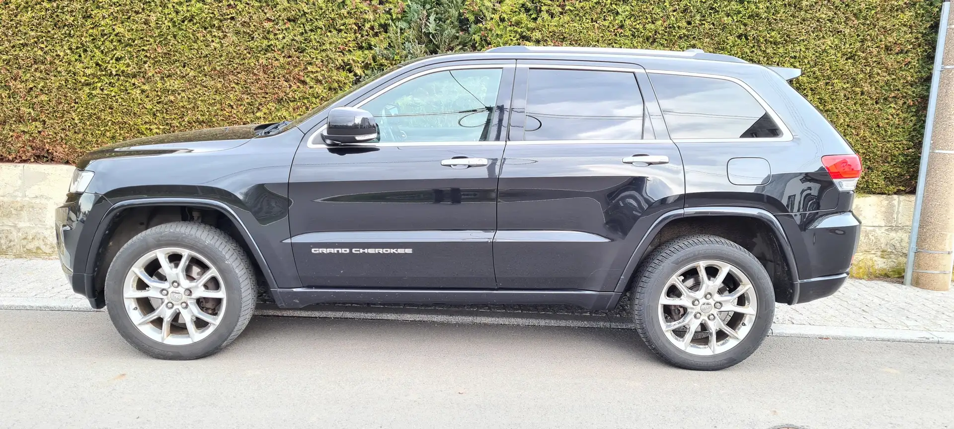 Jeep Grand Cherokee Grand Cherokee 3.0I Multijet Overland Schwarz - 2