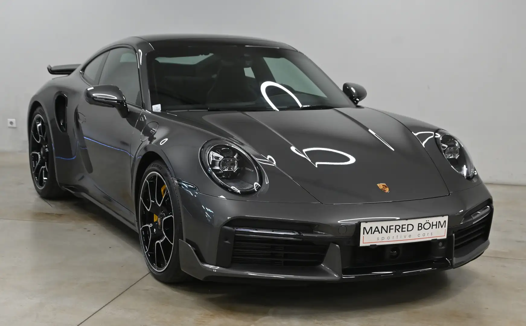 Porsche 992 911 Turbo S Coupe Modell 992 !! Sport-Design !! Grau - 2