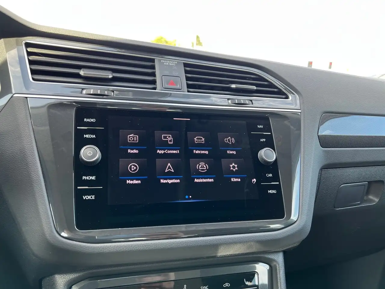 Volkswagen Tiguan 2,0 TDI Elegance DSG NP, миниатюра 19