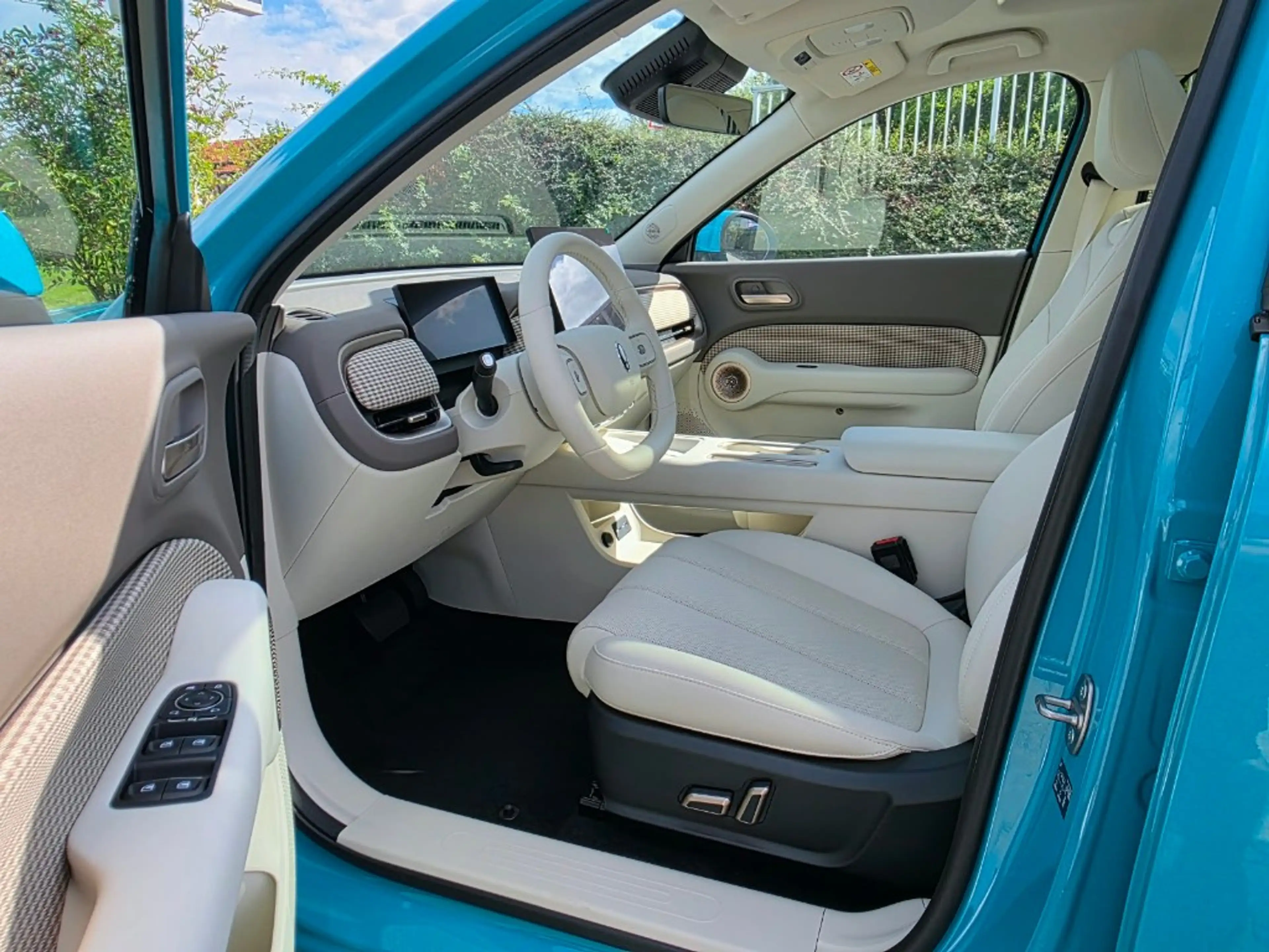 GWM ORA 5 SUV Hybrid Luxury inkl. Panoramadach — photo 6