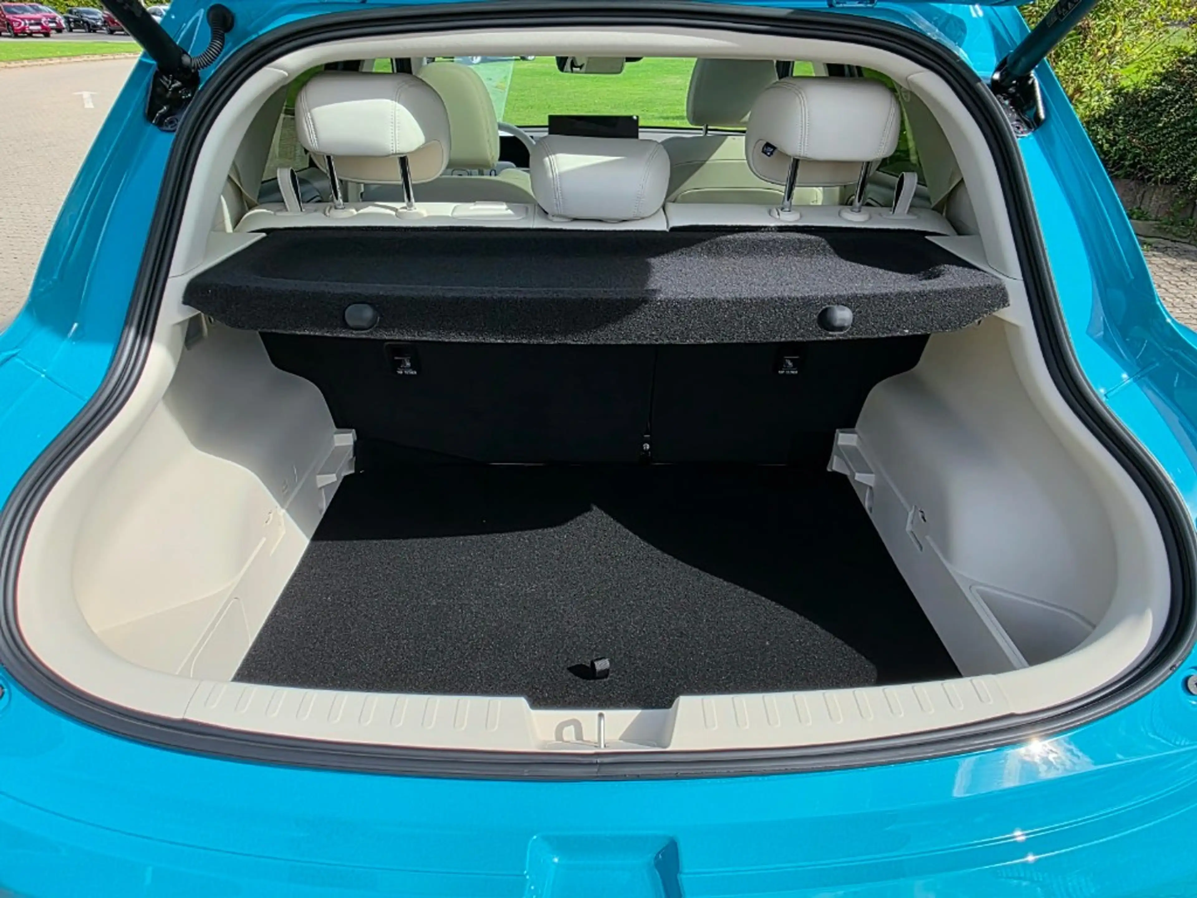 GWM ORA 5 SUV Hybrid Luxury inkl. Panoramadach — photo 10