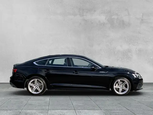 Audi A5 view 6