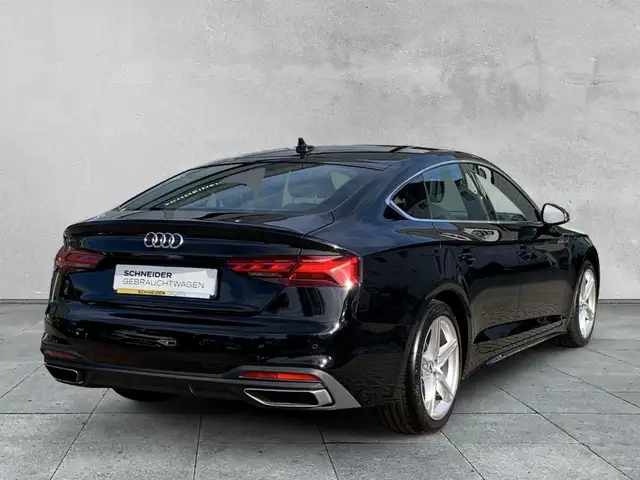 Audi A5 view 5