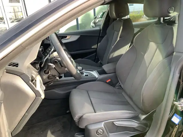 Audi A5 view 9