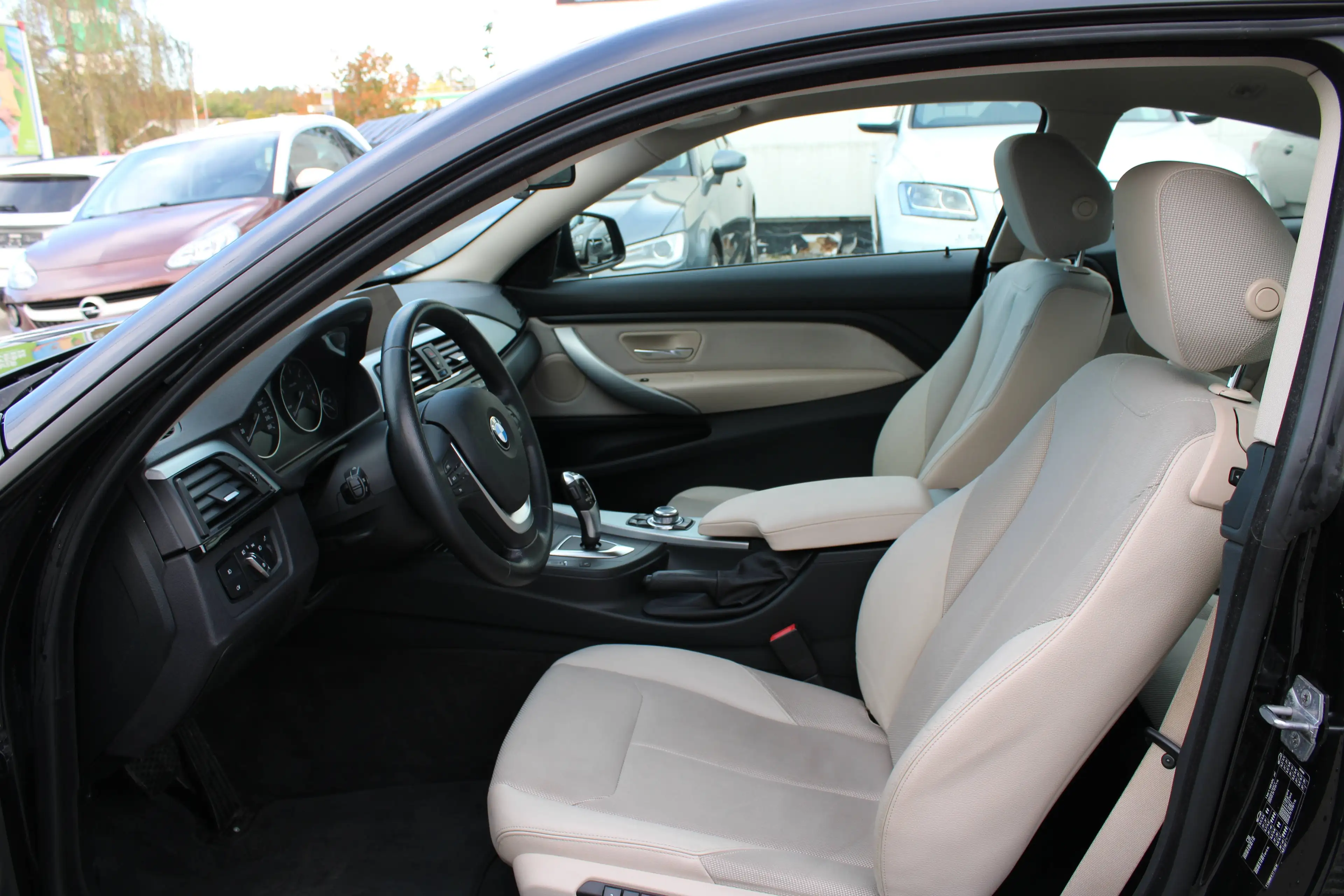 BMW 420 420 d Advantage — photo 10