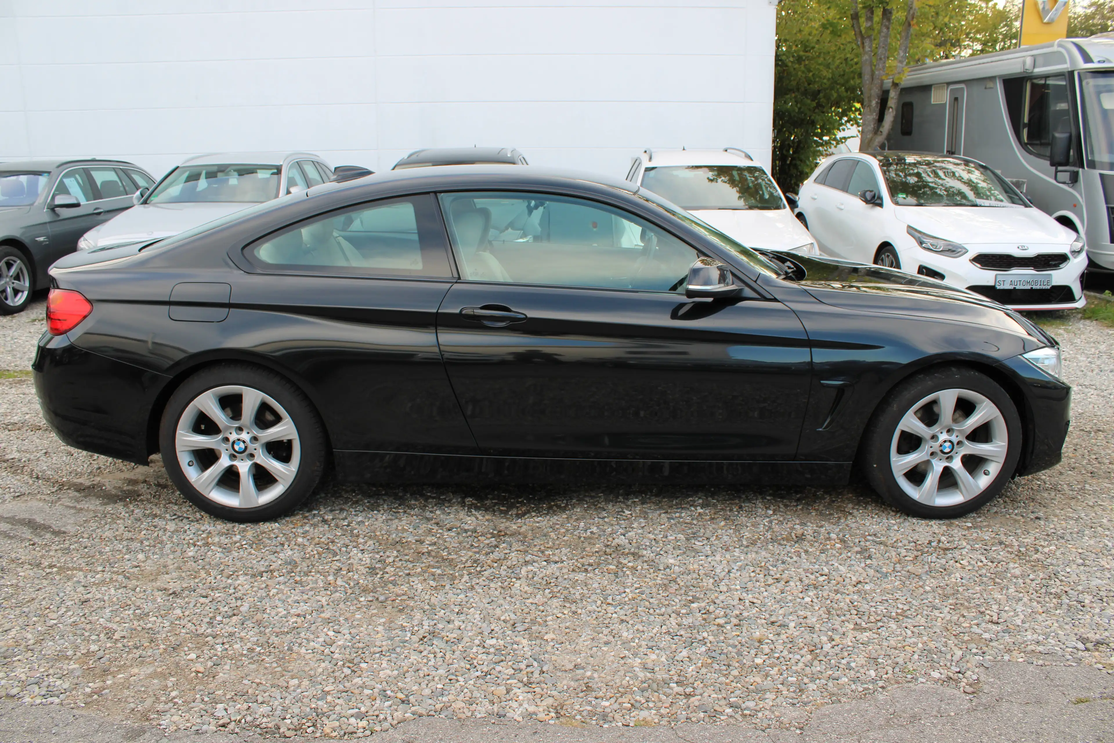 BMW 420 420 d Advantage — photo 4