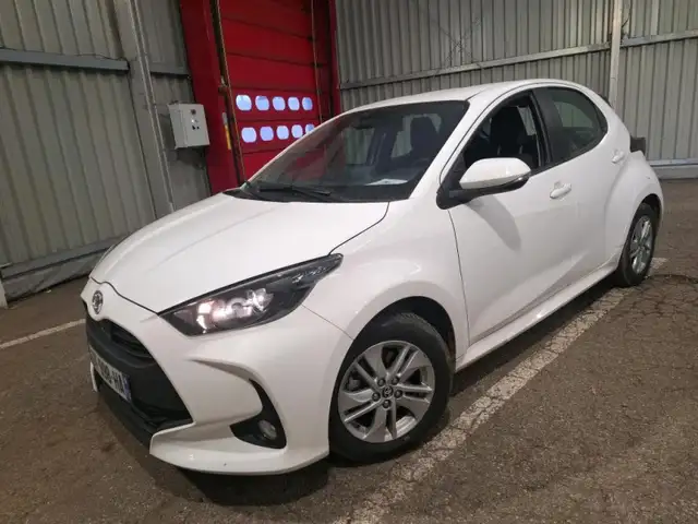 Toyota Yaris 116H DYNAMIC BUSINESS AFFAIRE MY21