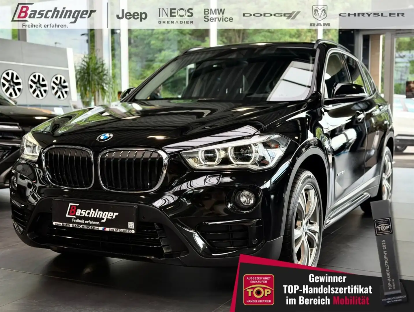 BMW X1 xDrive18d Sport Line Schwarz - 1