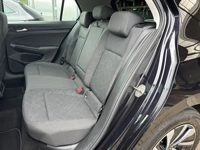 Volkswagen Golf view 12
