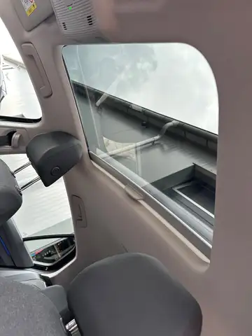 Volkswagen Golf view 11