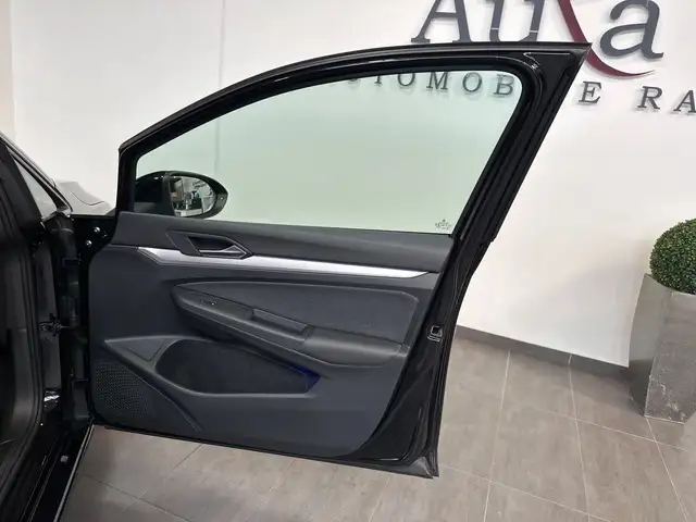 Volkswagen Golf view 7