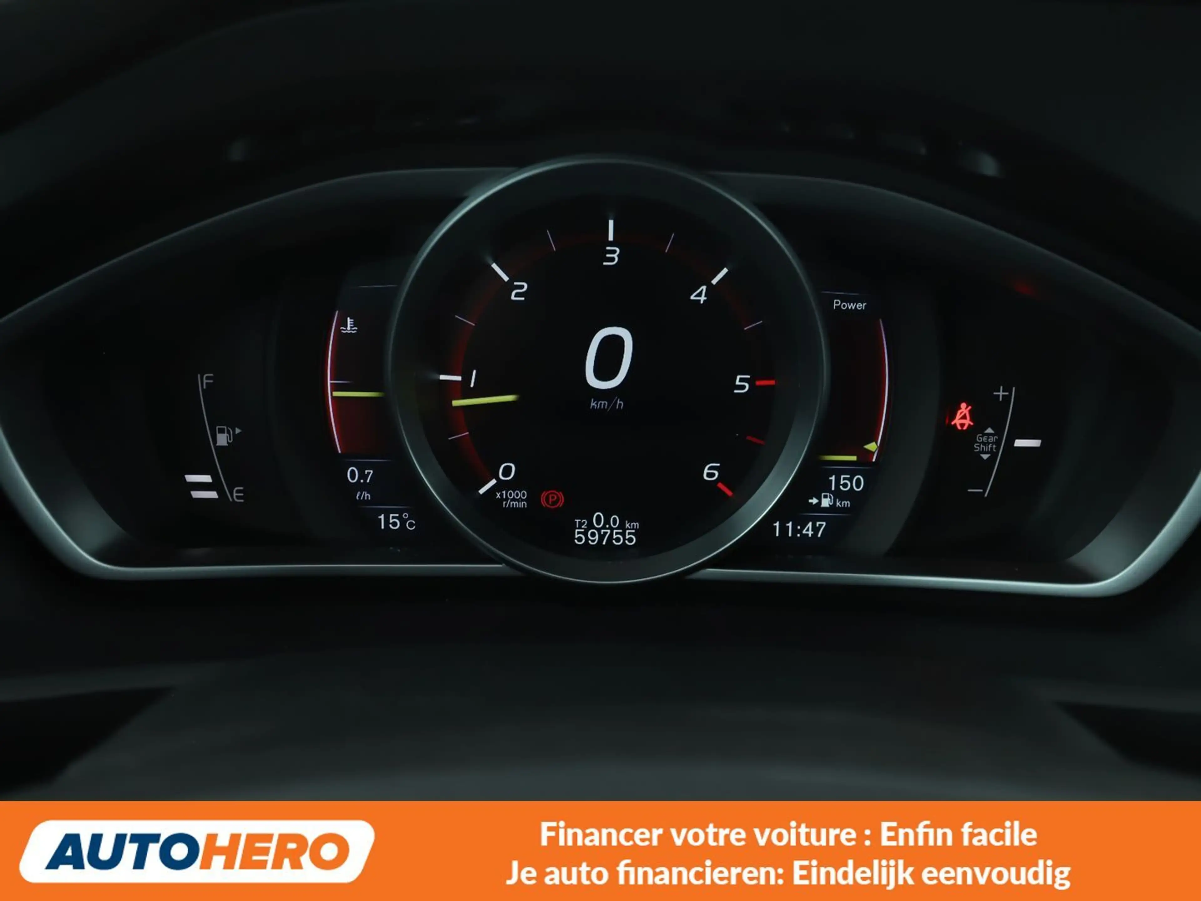 Volvo V40 Cross Country 2.0 D3 Ocean Race — photo 6