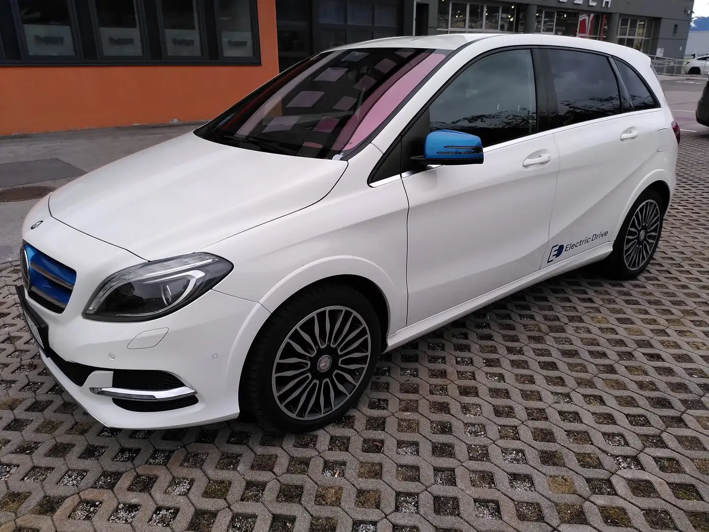Mercedes-Benz B Electric Drive B-Klasse Electric Drive 28kWh A-Edition A-Edition Білий - 1