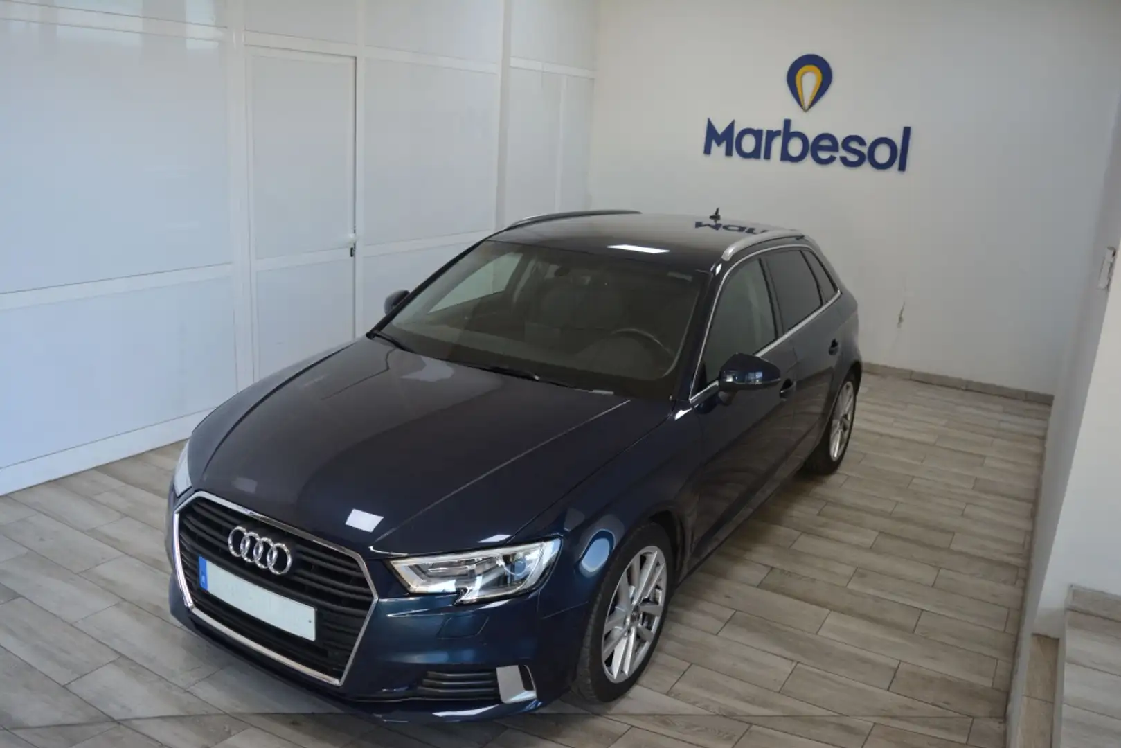 Audi A3 Sportback 35 TFSI Advanced S tronic Gris - 2