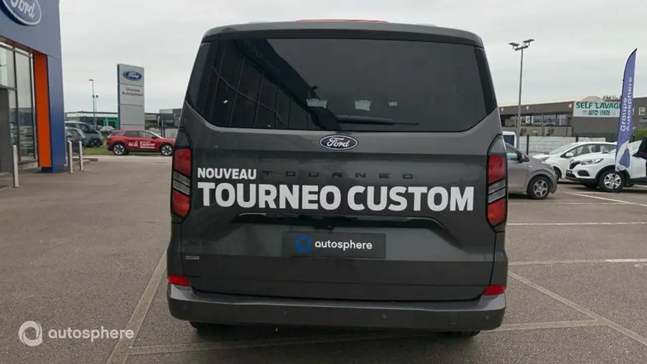 Ford Tourneo Custom 2026 — фото 6