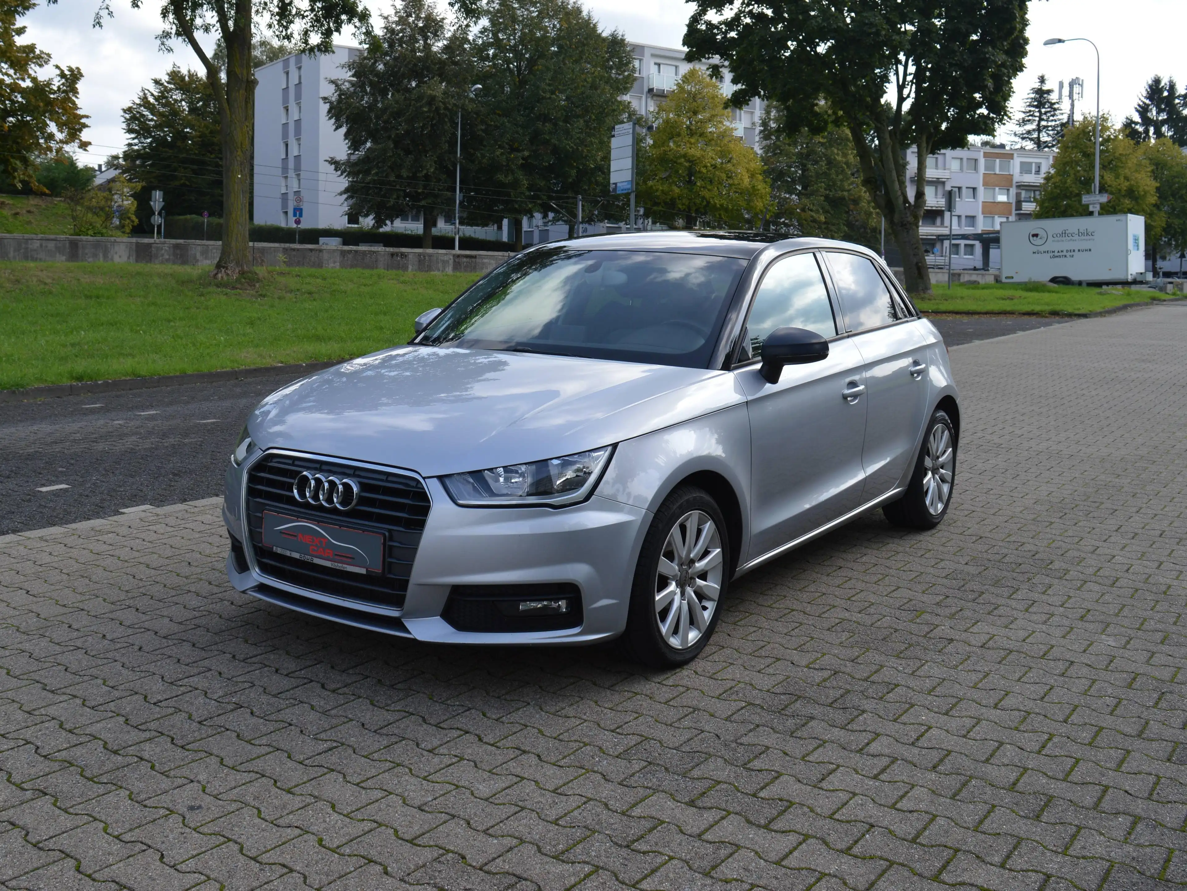 Audi A1 A1 Sportback 1.0 TFSI ultra Sportback sport*PDC*Sitzheizung*
