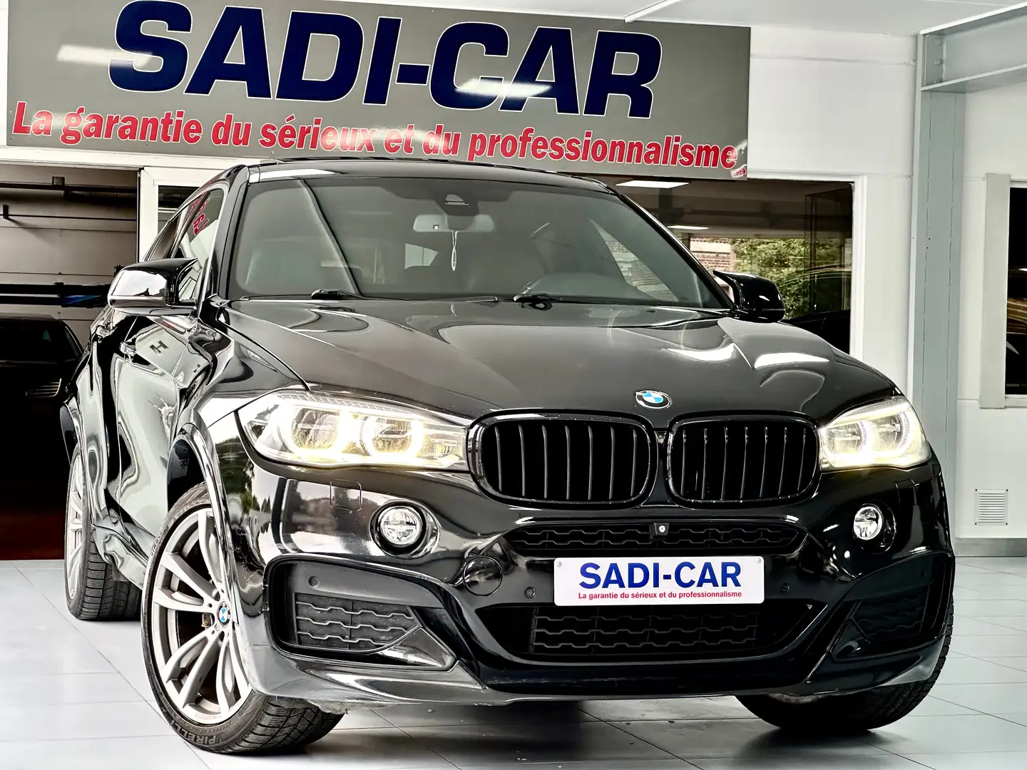 BMW X6 3.0 dAS 258cv xDrive30 - M PERFORMANCE EDITION Noir - 1