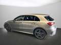 Mercedes-Benz A 200 AMG LINE + CARPLAY + NIGHTPAKKET + SENSOREN + CAME Grijs - thumbnail 2
