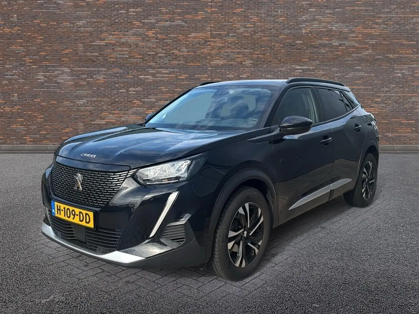 Peugeot 2008 1.2 PureTech Allure Nero - 2