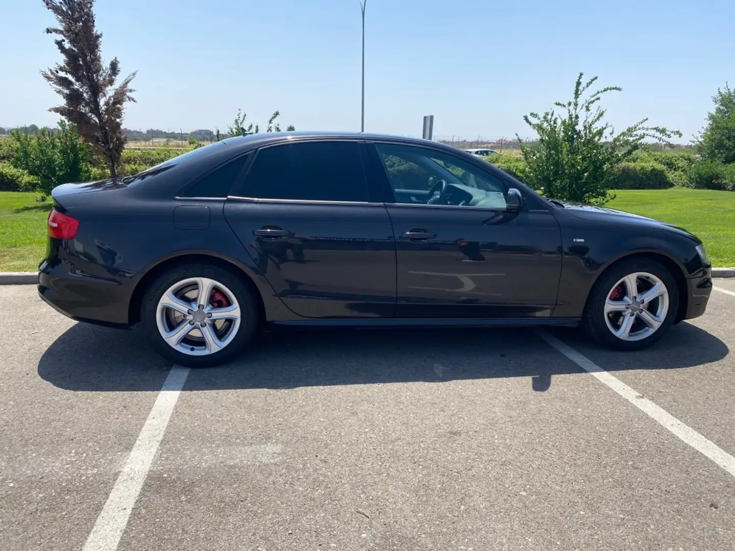 Audi A4 1.8 TFSI Multitronic S line edition 170 Negro - 2