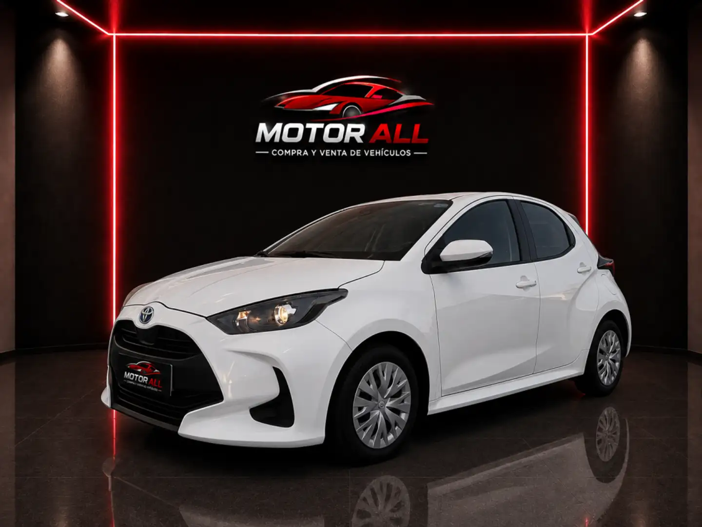 Toyota Yaris 120H 1.5 Style Blanco - 1