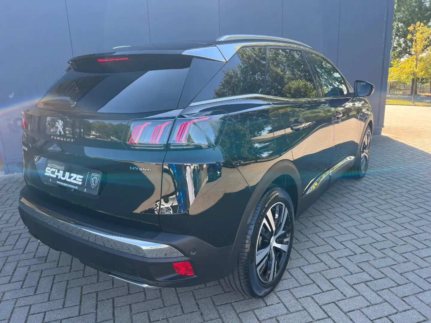Peugeot 3008 Hybrid 225 e-EAT8 GT Noir - 2