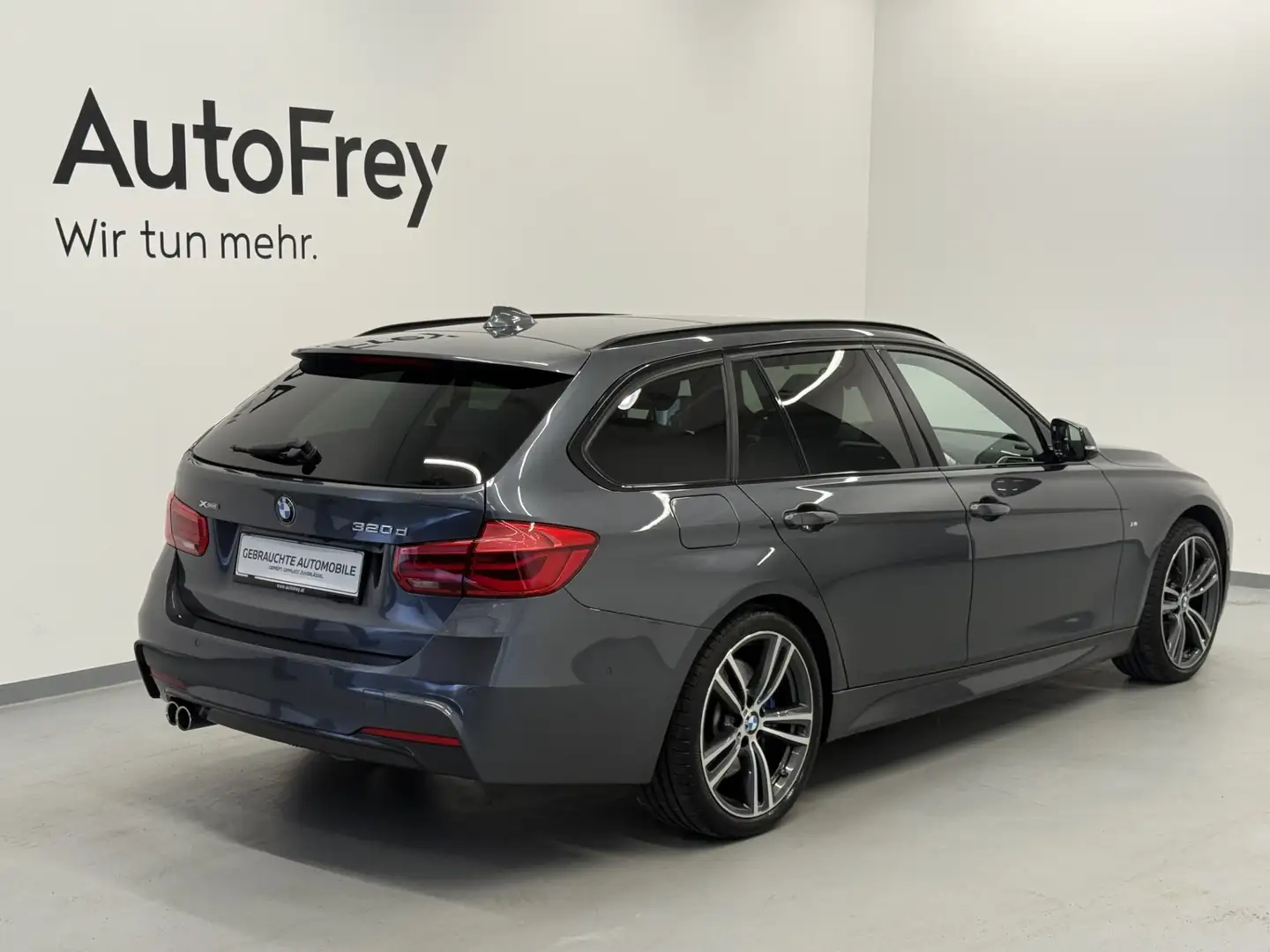 BMW 320 320d xDrive Gris - 2