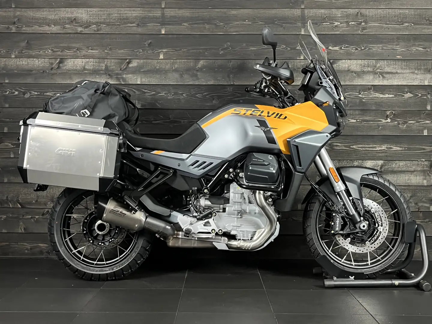 Moto Guzzi V 100 STELVIO TRAVEL - 1